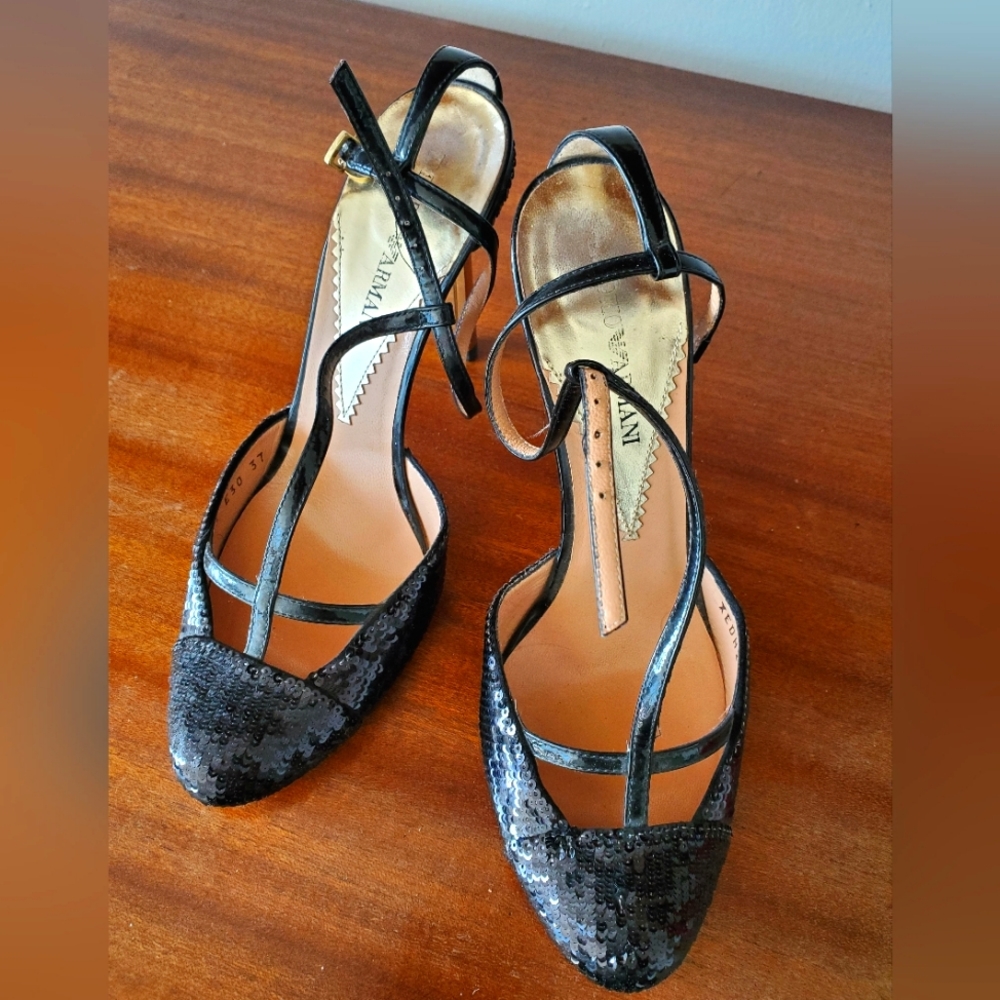 Gorgeous red carpet high heels 👠